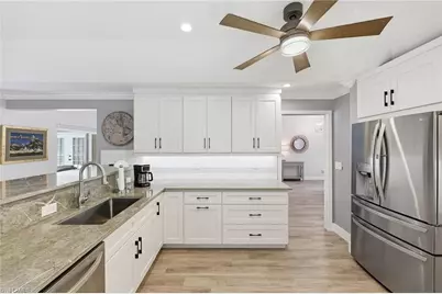 789 Coldstream Ct, Naples, FL 34104 - Photo 9