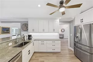 789 Coldstream Ct, Naples, FL 34104 - Photo 9