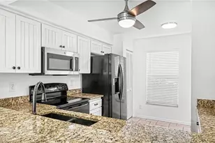 9650 Victoria Ln, Naples, FL 34109 - Photo 7