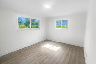 766 Central Ave, Naples, FL 34102 - Photo 25
