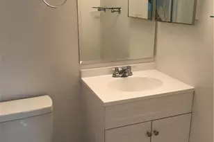523 Broad Ave S, Naples, FL 34102 - Photo 9