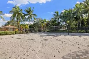 8986 Cambria Cir, Naples, FL 34113 - Photo 27