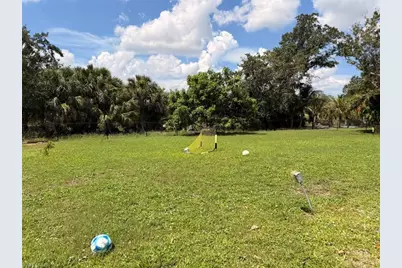 6560 Kestrel Cir, Fort Myers, FL 33966 - Photo 23