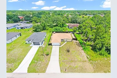 551 Eisenhower Blvd, Lehigh Acres, FL 33974 - Photo 31
