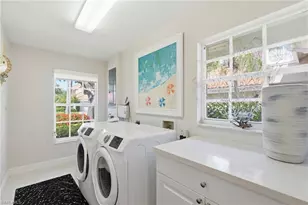 120 Napa Ridge Way, Naples, FL 34119 - Photo 23