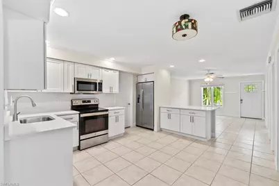 2437 Sunset Ave, Naples, FL 34112 - Photo 7