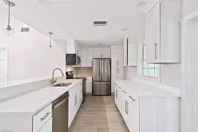 2437 Sunset Ave, Naples, FL 34112 - Photo 39