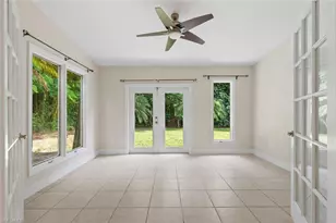 2437 Sunset Ave, Naples, FL 34112 - Photo 17