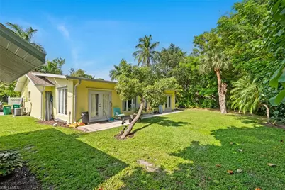 2437 Sunset Ave, Naples, FL 34112 - Photo 25