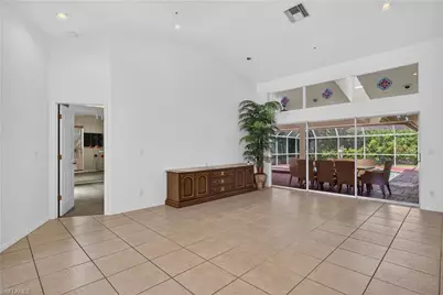240 Stonegate Ct, Naples, FL 34119 - Photo 5