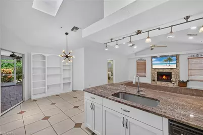240 Stonegate Ct, Naples, FL 34119 - Photo 13