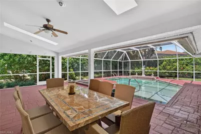240 Stonegate Ct, Naples, FL 34119 - Photo 17