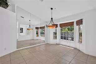 240 Stonegate Ct, Naples, FL 34119 - Photo 7