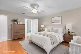 8732 Querce Ct, Naples, FL 34114 - Photo 9
