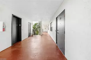 700 Valley Stream Dr, Naples, FL 34113 - Photo 33
