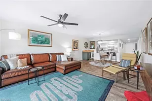 700 Valley Stream Dr, Naples, FL 34113 - Photo 7