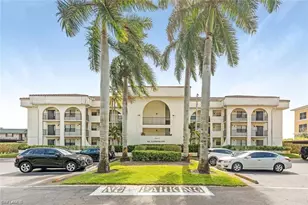 700 Valley Stream Dr, Naples, FL 34113 - Photo 31