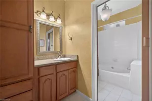 290 Emerald Bay Cir, Naples, FL 34110 - Photo 11