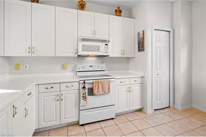 11227 Lakeland Cir, Fort Myers, FL 33913 - Photo 11