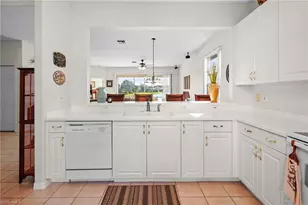 11227 Lakeland Cir, Fort Myers, FL 33913 - Photo 7