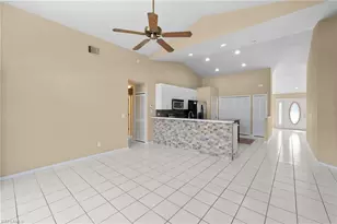 12641 Eagle Pointe Cir, Fort Myers, FL 33913 - Photo 15
