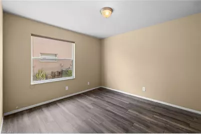 12641 Eagle Pointe Cir, Fort Myers, FL 33913 - Photo 21