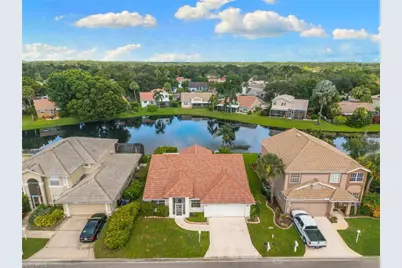 12641 Eagle Pointe Cir, Fort Myers, FL 33913 - Photo 39