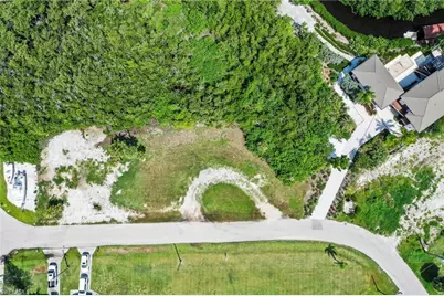 24515 Sailfish St, Bonita Springs, FL 34134 - Photo 3