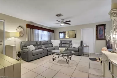 2001 48th St SW, Naples, FL 34116 - Photo 3