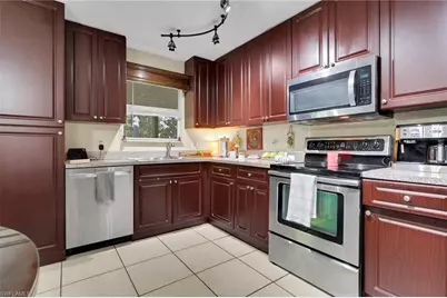 2001 48th St SW, Naples, FL 34116 - Photo 7