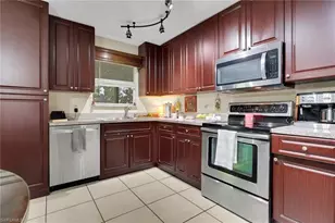 2001 48th St SW, Naples, FL 34116 - Photo 7