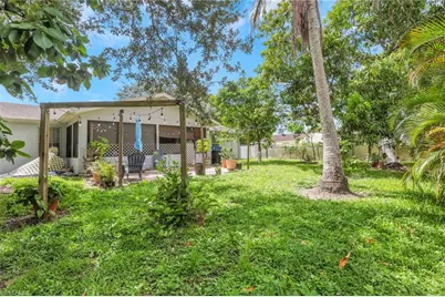 2001 48th St SW, Naples, FL 34116 - Photo 17