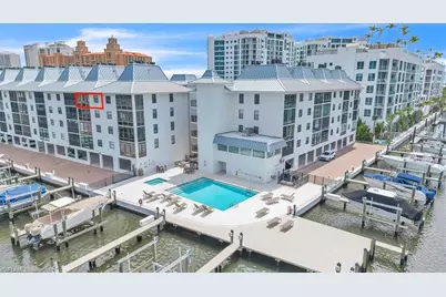 271 Southbay Dr #241, Naples, FL 34108 - Photo 3