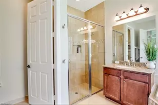 3745 Pleasant Springs Dr, Naples, FL 34119 - Photo 17