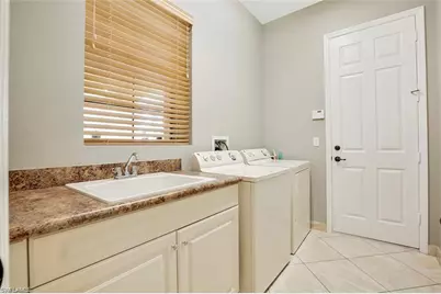 3745 Pleasant Springs Dr, Naples, FL 34119 - Photo 21
