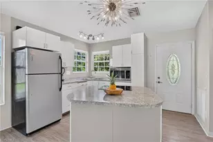 3665 54th Ave NE, Naples, FL 34120 - Photo 5