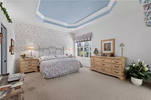 2317 Island Cove Cir, Naples, FL 34109 - Photo 19