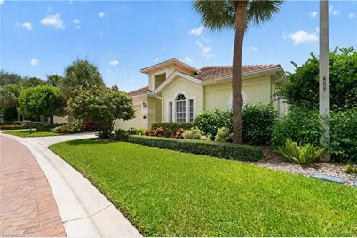 2317 Island Cove Cir, Naples, FL 34109 - Photo 3