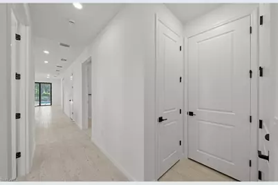 2094 Seville Ln, Naples, FL 34120 - Photo 7
