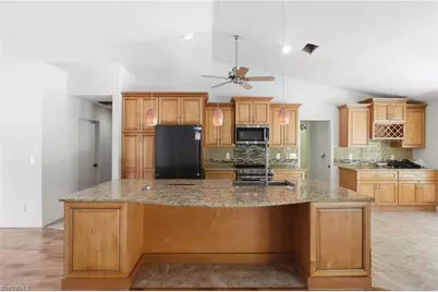 19028 Pine Run Ln, Fort Myers, FL 33967 - Photo 5