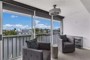 10684 Gulf Shore Dr, Naples, FL 34108 - Photo 13