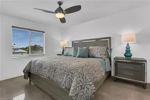 10684 Gulf Shore Dr, Naples, FL 34108 - Photo 15