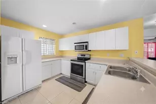 634 Tarapin Ave, Lehigh Acres, FL 33974 - Photo 9