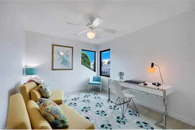 335 Lambton Ln, Naples, FL 34104 - Photo 15