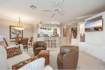 5060 Yacht Harbor Cir #102, Naples, FL 34112 - Photo 5