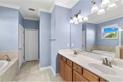 2414 Caslotti Way, Cape Coral, FL 33909 - Photo 9
