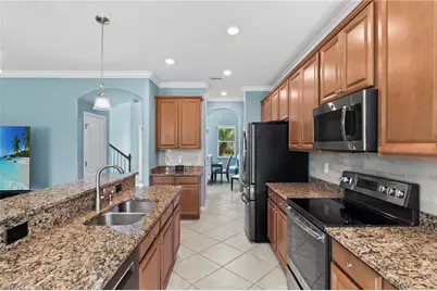 2414 Caslotti Way, Cape Coral, FL 33909 - Photo 7