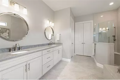 9584 Curlew Dr, Naples, FL 34120 - Photo 17