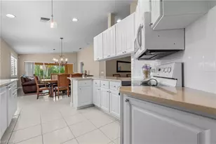 29017 Alessandria Cir, Bonita Springs, FL 34135 - Photo 17