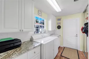 5425 Guadeloupe Way, Naples, FL 34119 - Photo 21